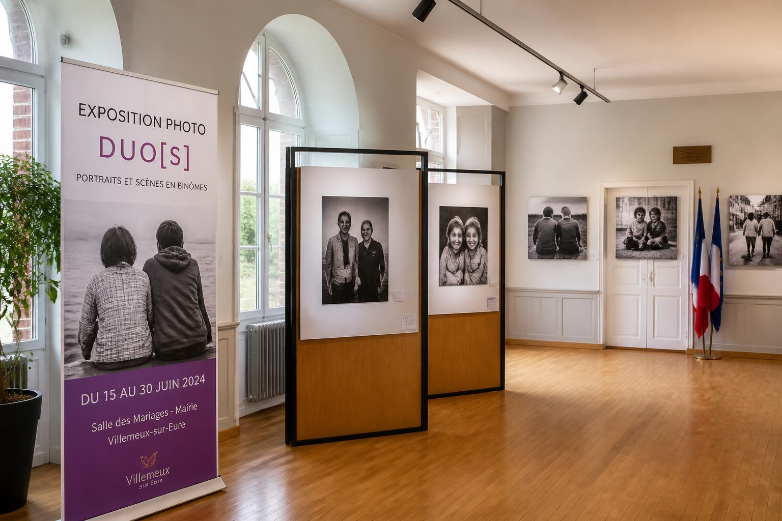 découvrez l'exposition photo 'les deux font la paire' à la mairie de villemeux-sur-eure, présentée jusqu'au 13. une invitation à explorer des images captivantes en duo.