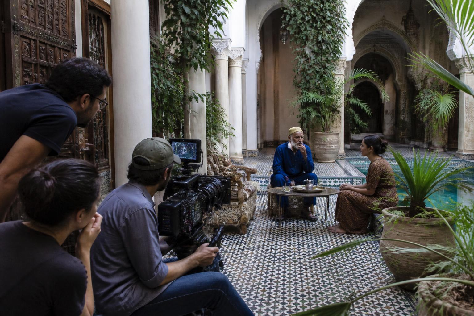 découvrez les multiples projets en documentaire, photographie et adaptation littéraire qui émergent après le festival de cannes, explorant la richesse et la diversité des créations artistiques.