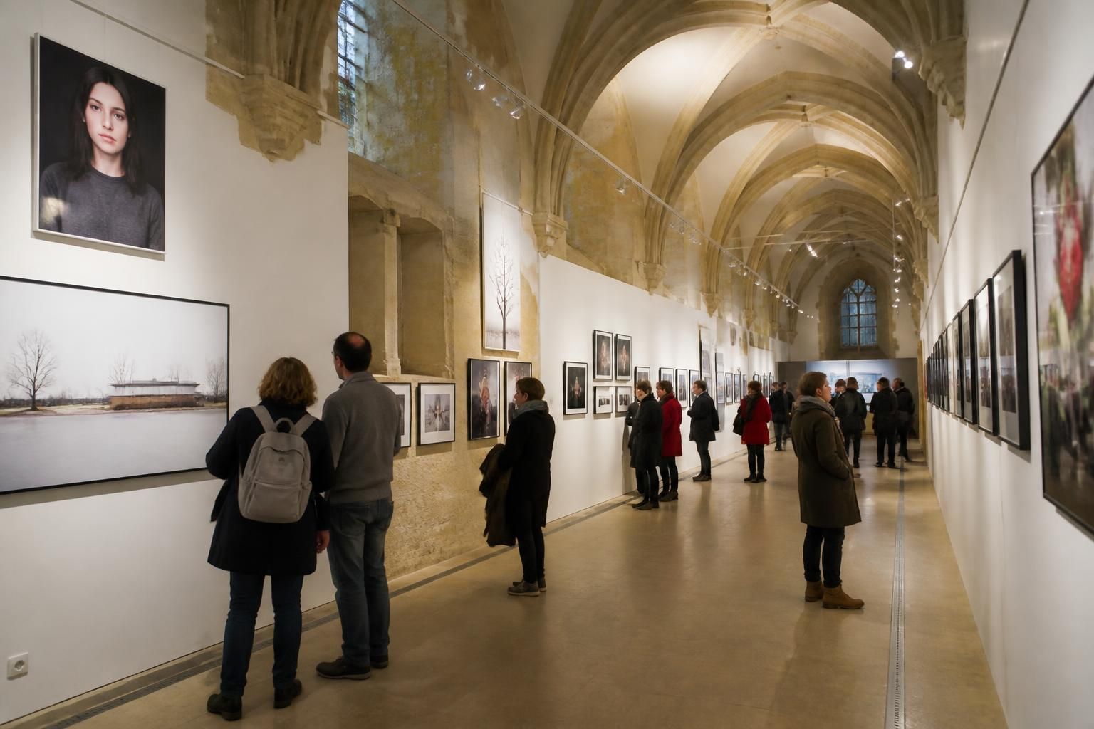 découvrez la biennale de photographie à coutances, un événement unique mêlant ateliers créatifs, expositions d'artistes invitées et concerts vibrants pour une expérience culturelle inoubliable.